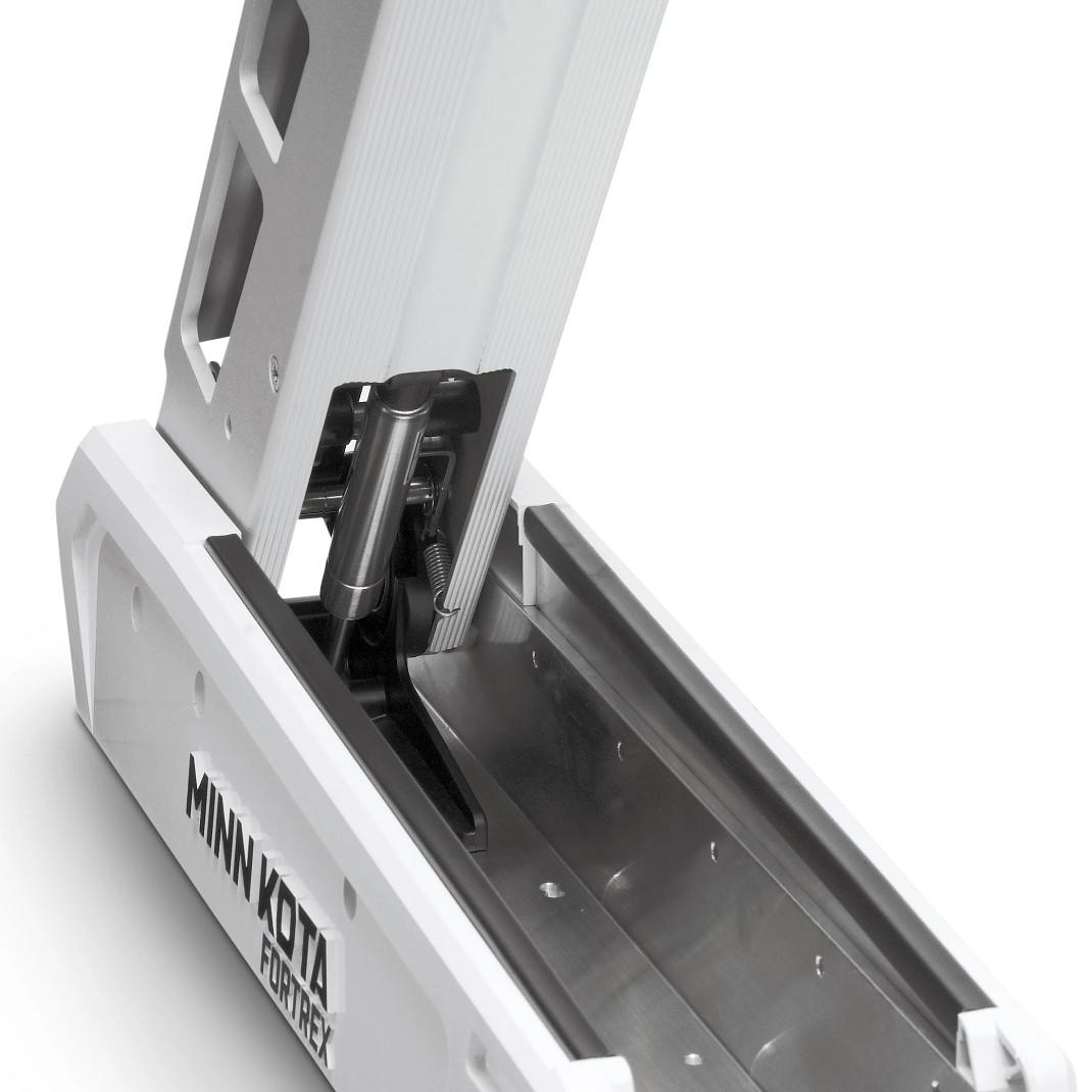 MK_Riptide_Fortrex_Mount_closeup