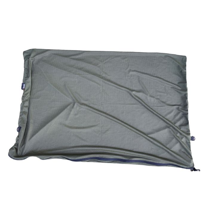 casted-carp-sack